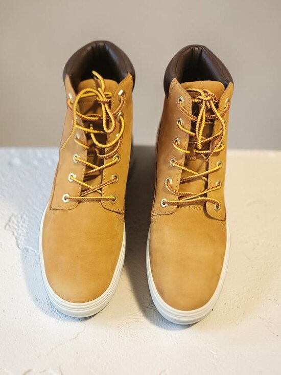 Timberland Shoes - Timberland Londyn Nubuck Boots – Wheat Tan, Size 7.5 (Great Condition)